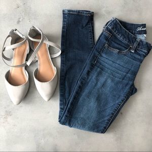 American Eagle Super Stretch Size 4reg Skinny Jeans